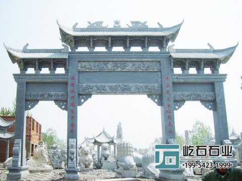 青石牌坊和花崗巖石牌坊在制作上有什么不同